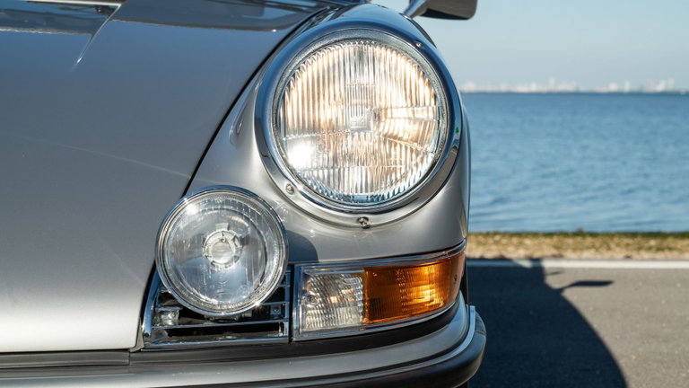Porsche 911 S (F-Modell)