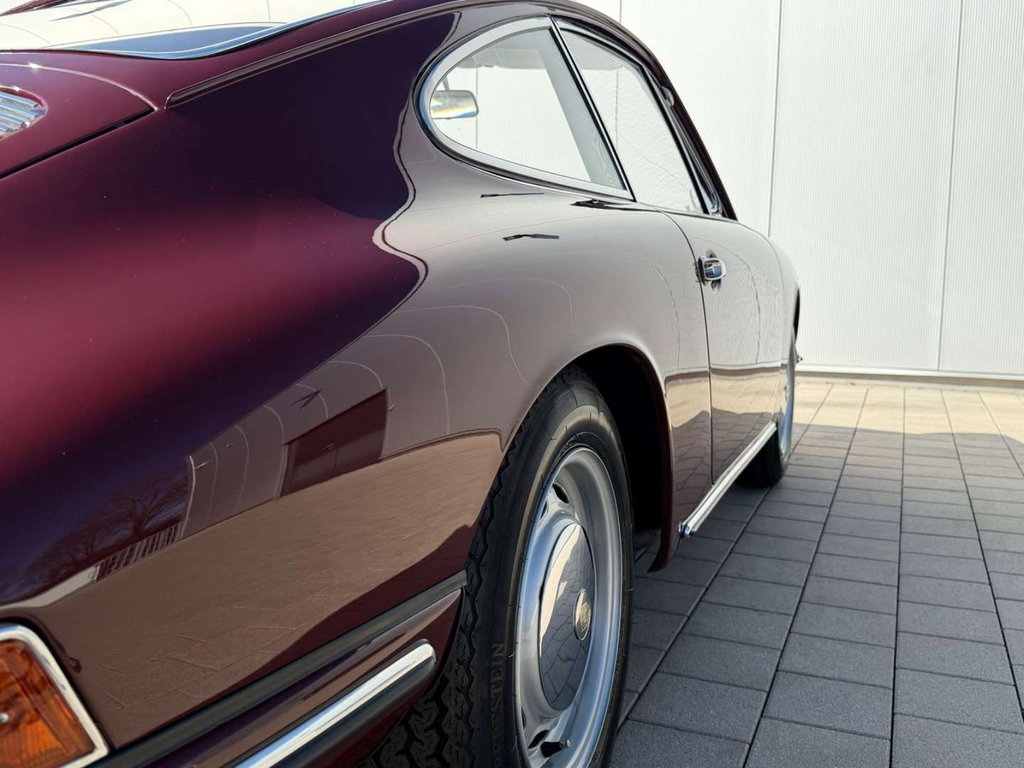 Porsche 911 T
