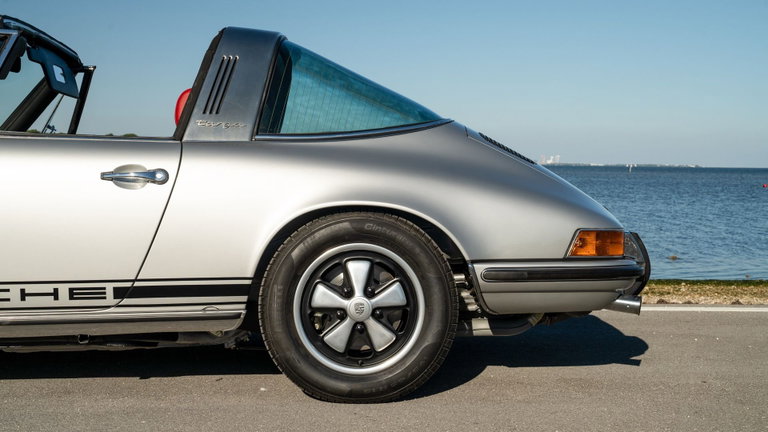 Porsche 911 S (F-Modell)