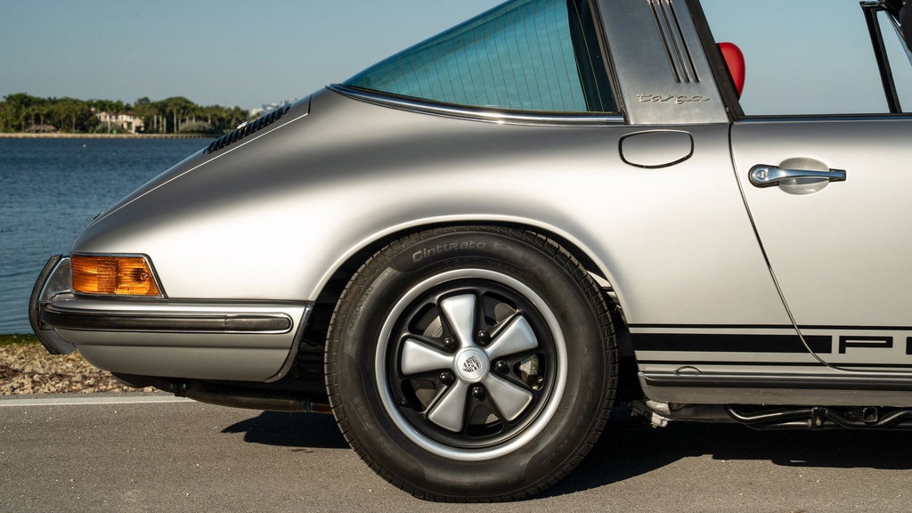 Porsche 911 S (F-Modell)