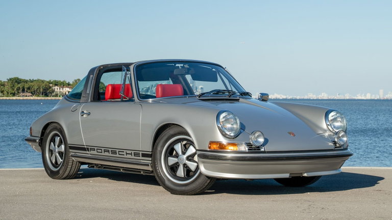 Porsche 911 S (F-Modell)