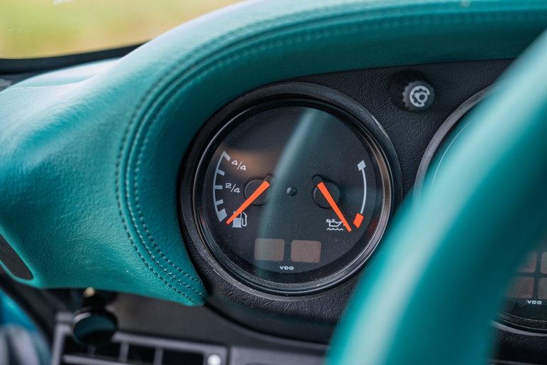 Porsche 964 Carrera 2 Cabrio WTL