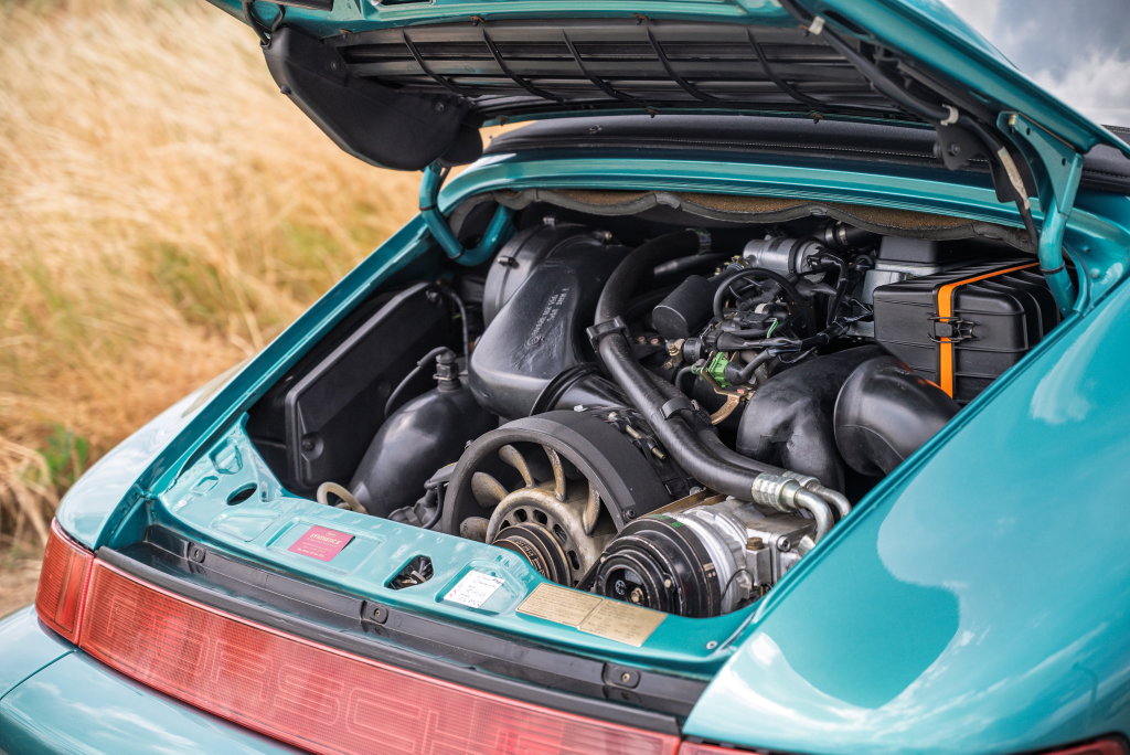 Porsche 964 Carrera 2 Cabrio WTL