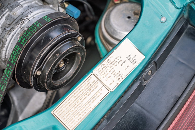 Porsche 964 Carrera 2 Cabrio WTL