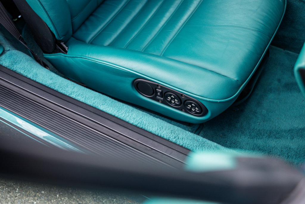 Porsche 964 Carrera 2 Cabrio WTL