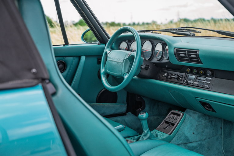 Porsche 964 Carrera 2 Cabrio WTL