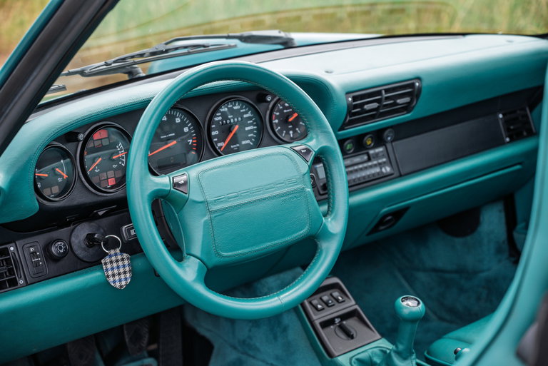 Porsche 964 Carrera 2 Cabrio WTL