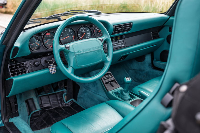 Porsche 964 Carrera 2 Cabrio WTL