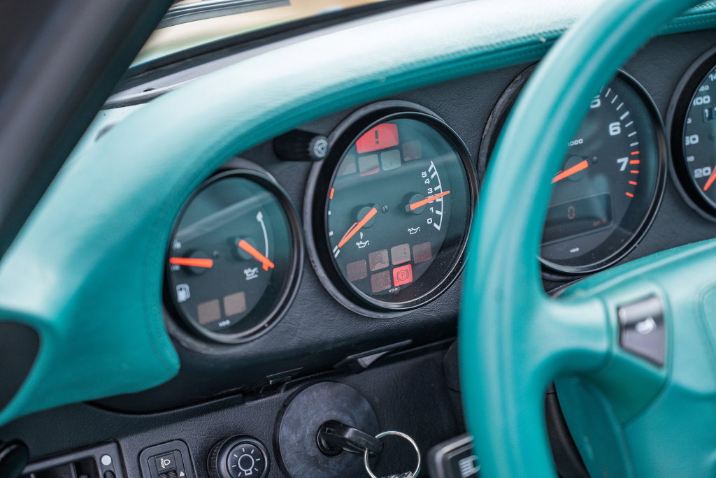 Porsche 964 Carrera 2 Cabrio WTL