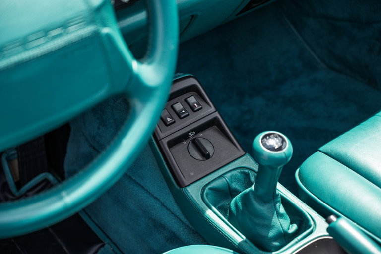 Porsche 964 Carrera 2 Cabrio WTL