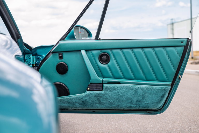 Porsche 964 Carrera 2 Cabrio WTL