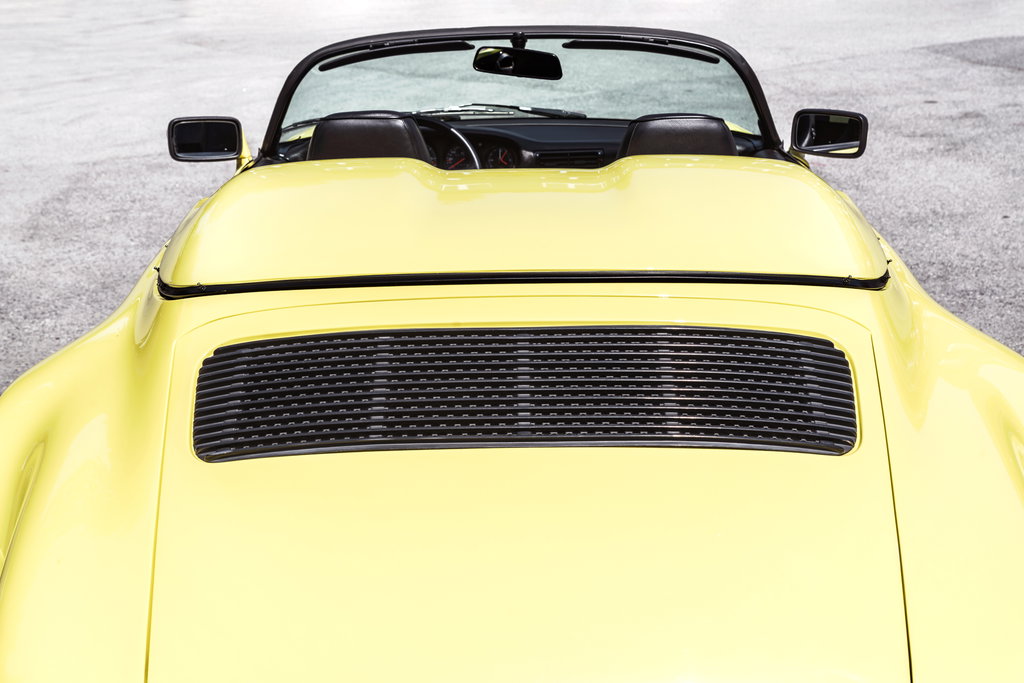Porsche 911 Carrera 3.2 Speedster