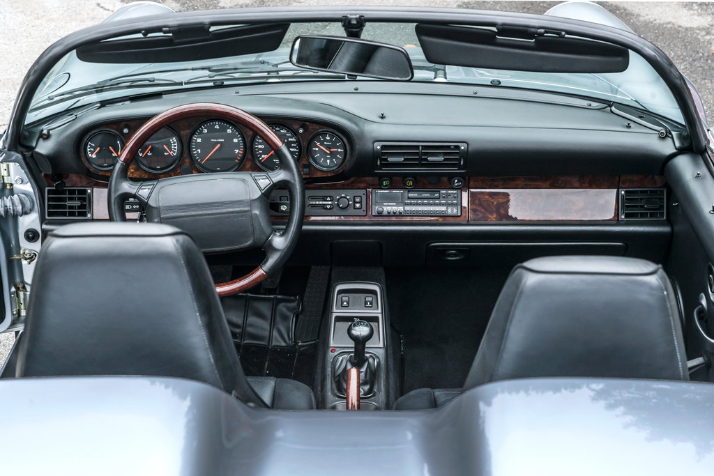 Porsche 964 Carrera 2 Speedster