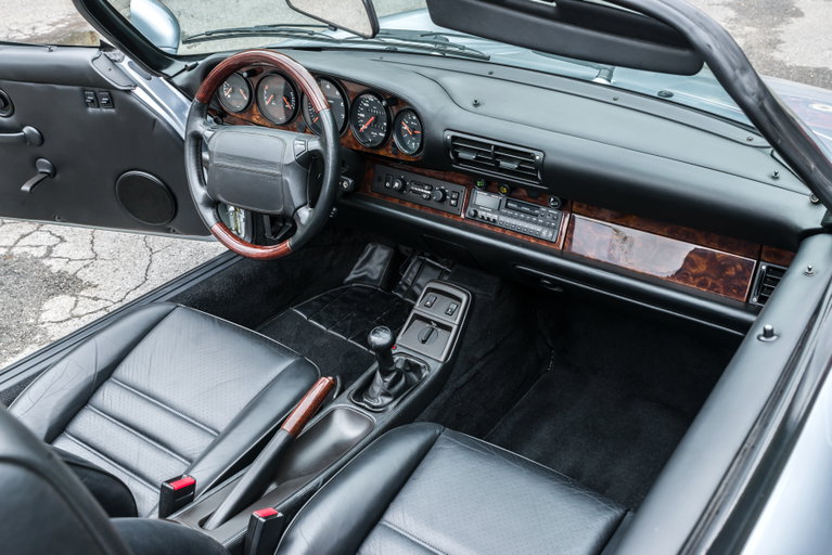Porsche 964 Carrera 2 Speedster
