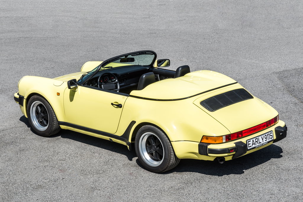 Porsche 911 Carrera 3.2 Speedster