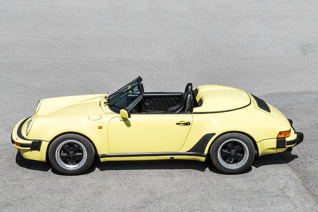 Porsche 911 Carrera 3.2 Speedster