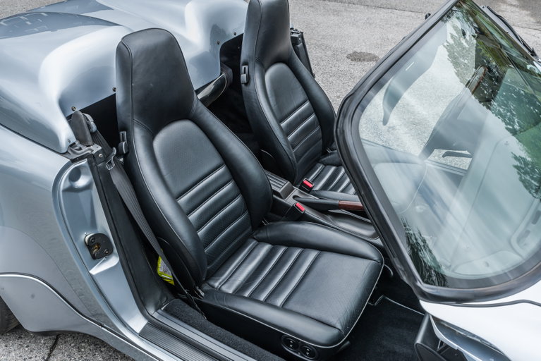 Porsche 964 Carrera 2 Speedster
