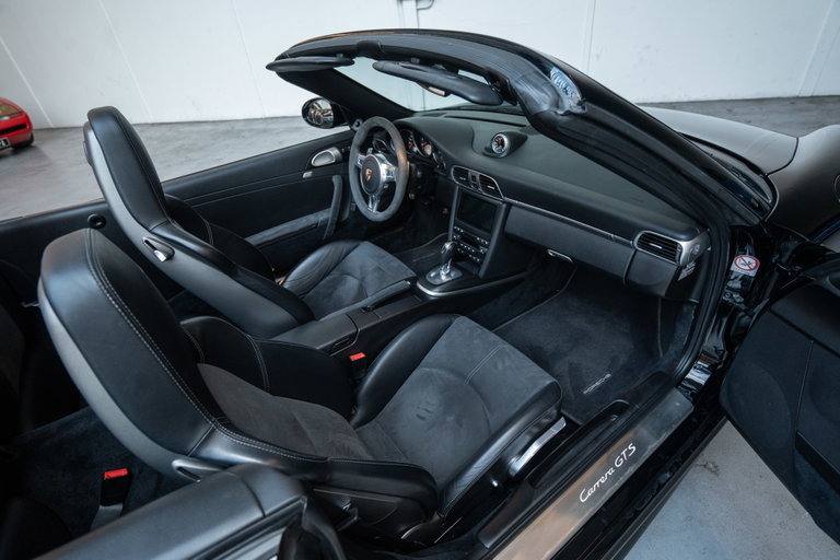 Porsche 997.2 Carrera GTS