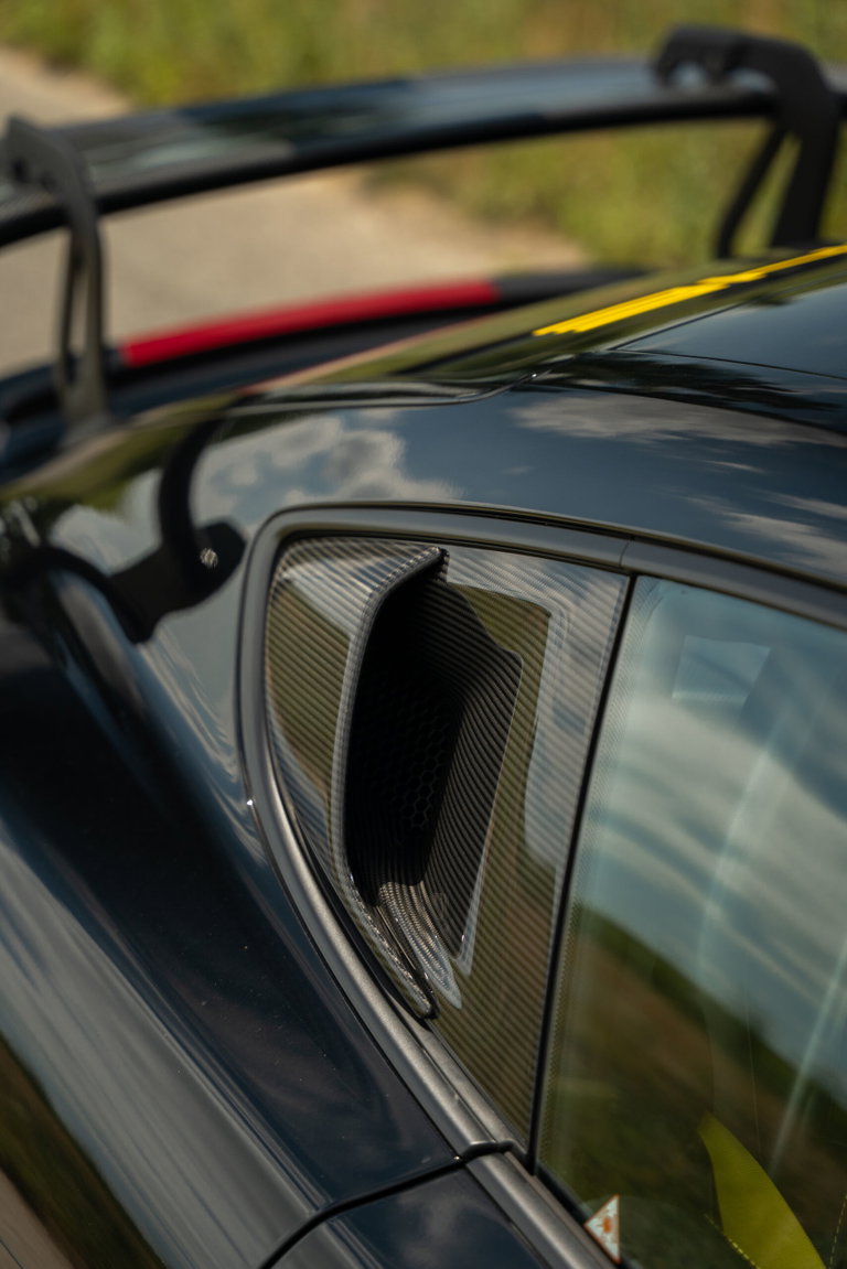 Porsche 718 Cayman GT4 RS