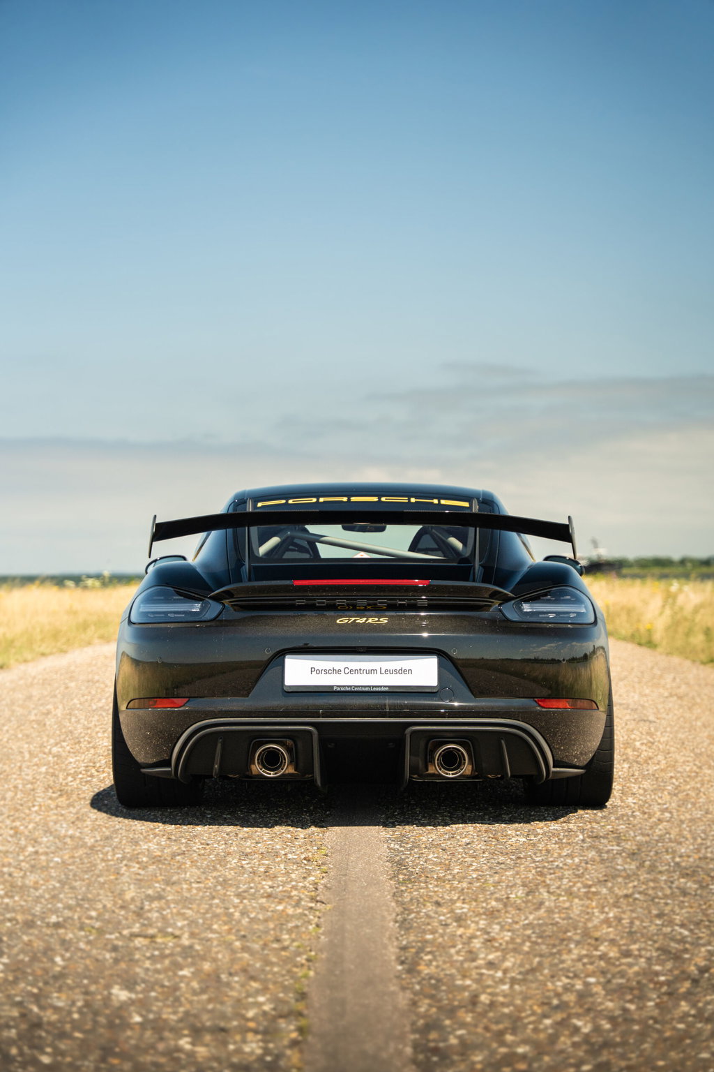 Porsche 718 Cayman GT4 RS