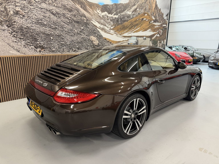 Porsche 997.2 Carrera 4S