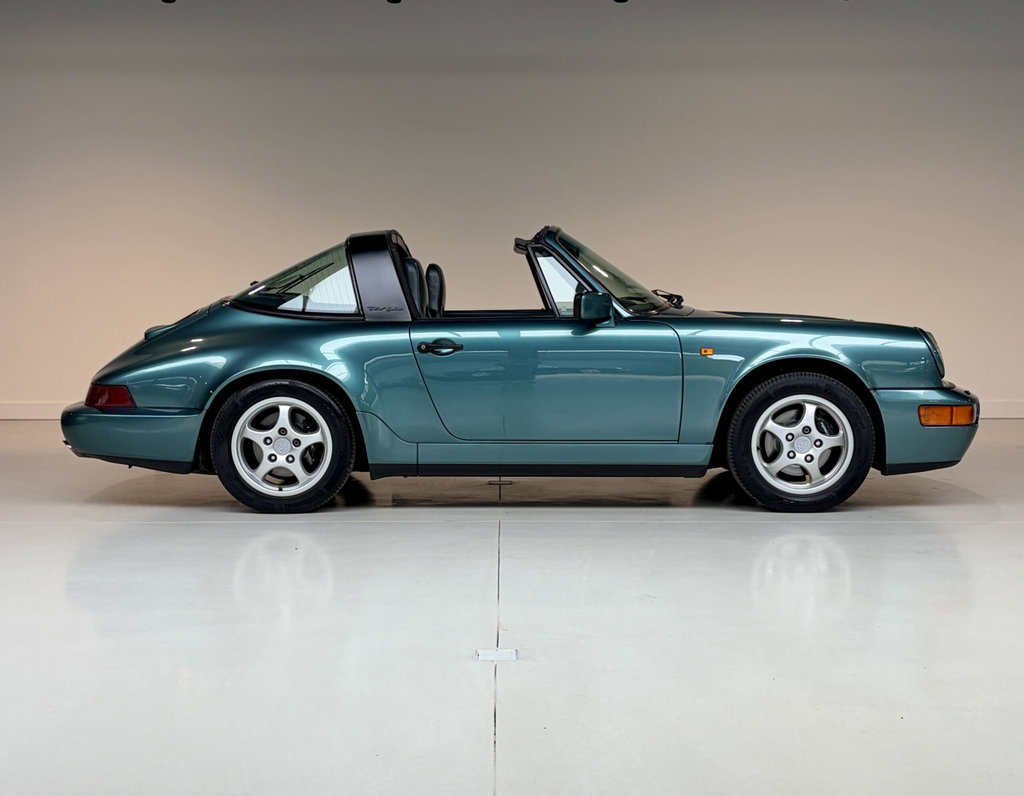 Porsche 964 Carrera 4