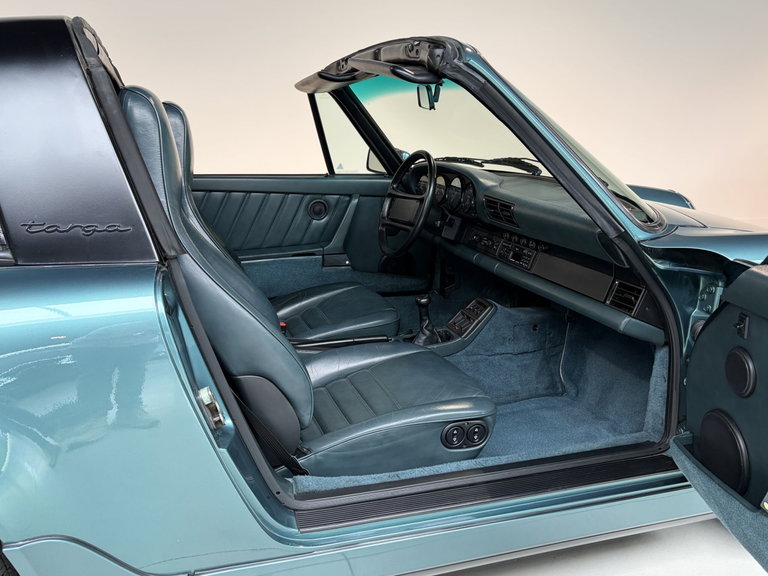 Porsche 964 Carrera 4