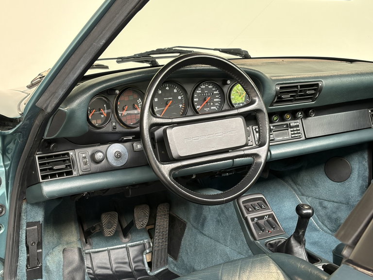 Porsche 964 Carrera 4
