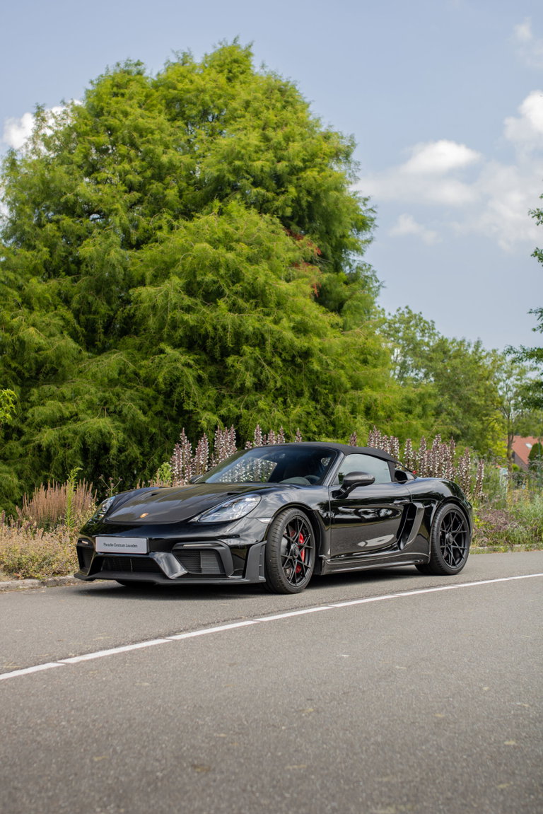 Porsche 718 Spyder RS