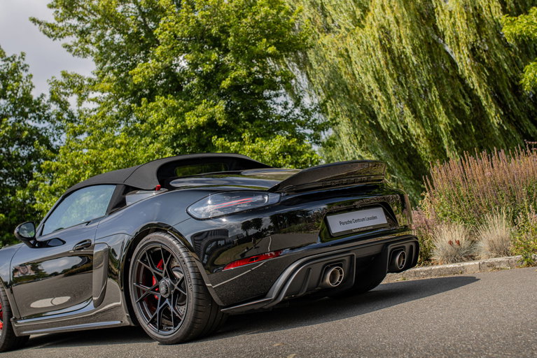 Porsche 718 Spyder RS