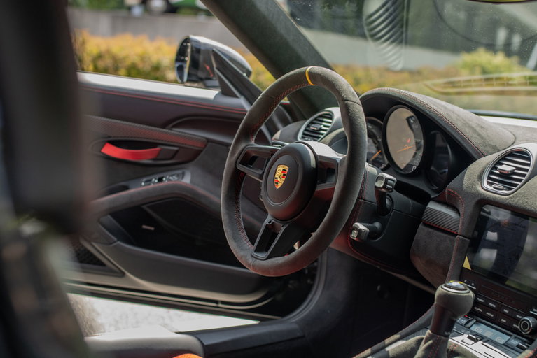 Porsche 718 Spyder RS