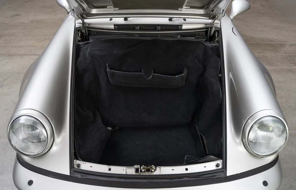 Porsche 964 Carrera 2 Cabrio WTL