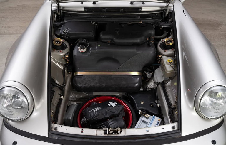 Porsche 964 Carrera 2 Cabrio WTL