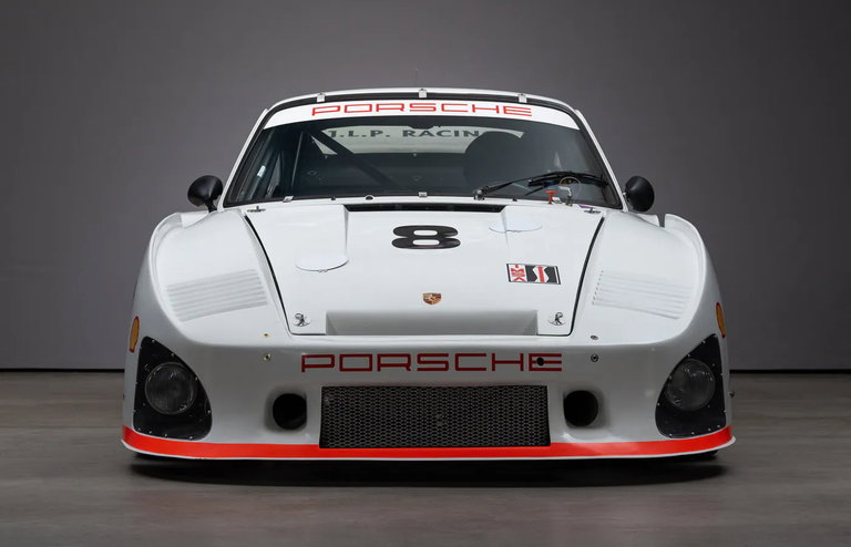 Porsche 935