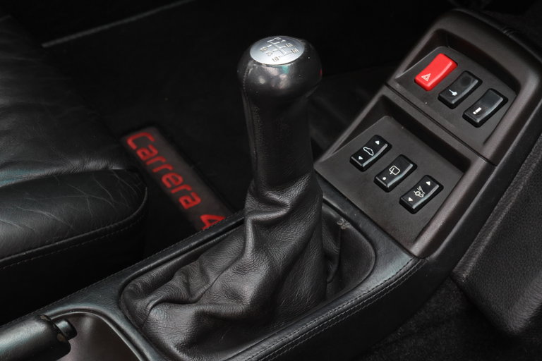Porsche 993 Carrera 4S