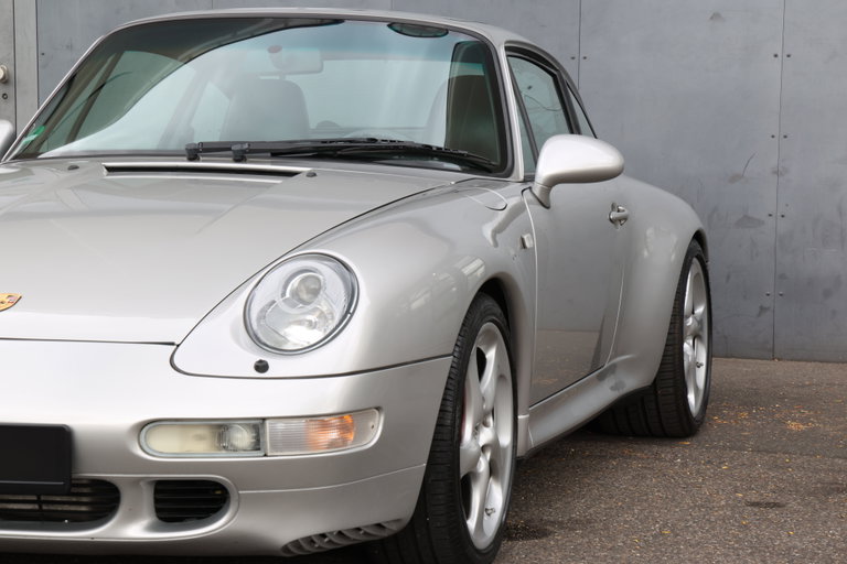 Porsche 993 Carrera 4S