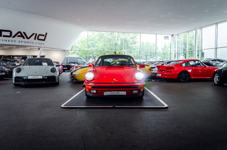 Porsche 911 Carrera 3.2 (US)