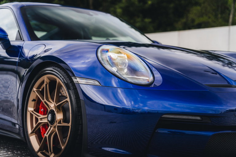 Porsche 992 GT3 Touring