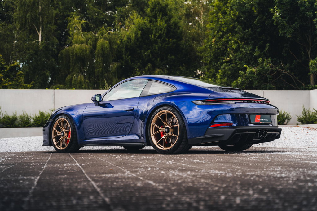 Porsche 992 GT3 Touring
