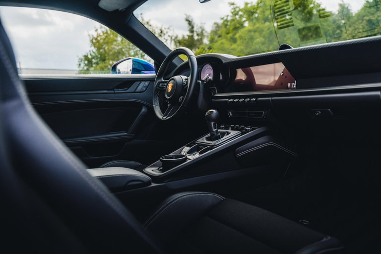 Porsche 992 GT3 Touring
