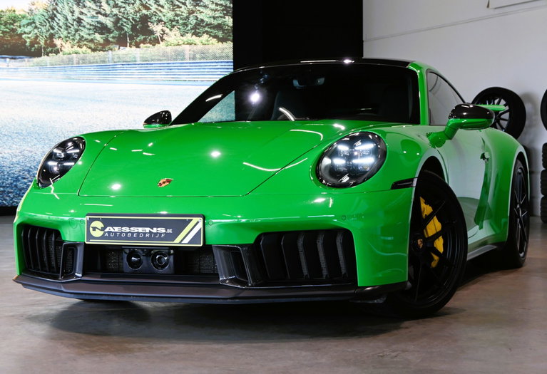 Porsche 992.2 Carrera GTS