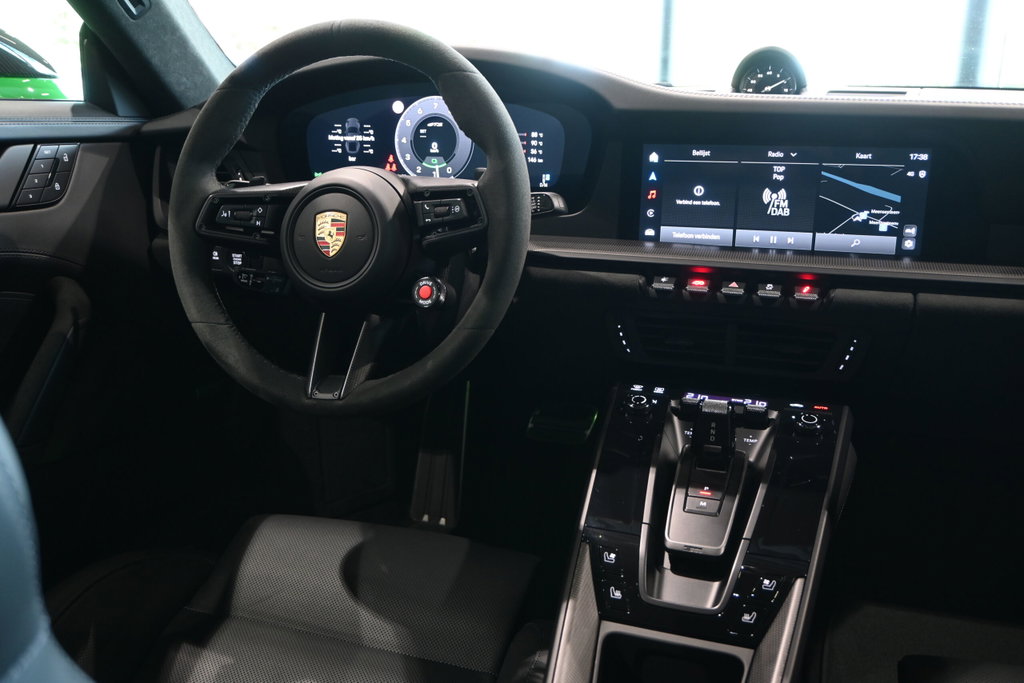 Porsche 992.2 Carrera GTS