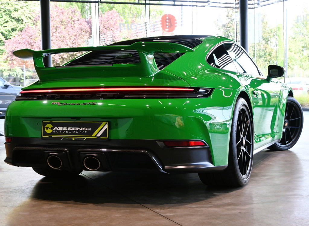 Porsche 992.2 Carrera GTS