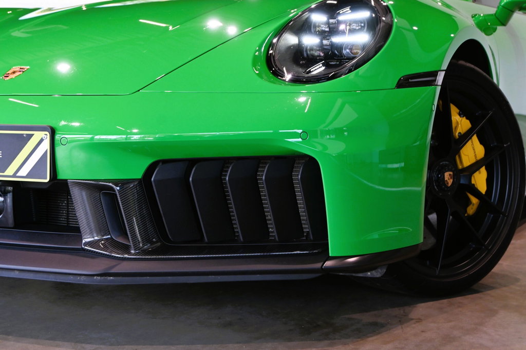 Porsche 992.2 Carrera GTS