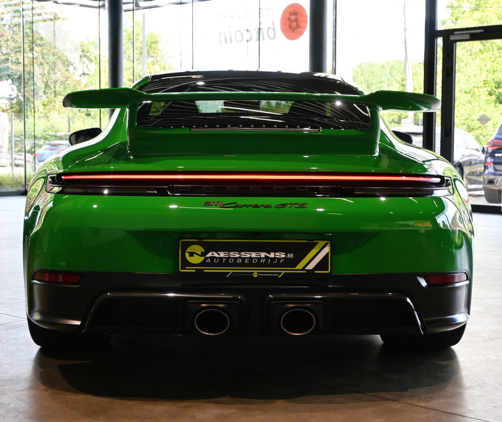 Porsche 992.2 Carrera GTS