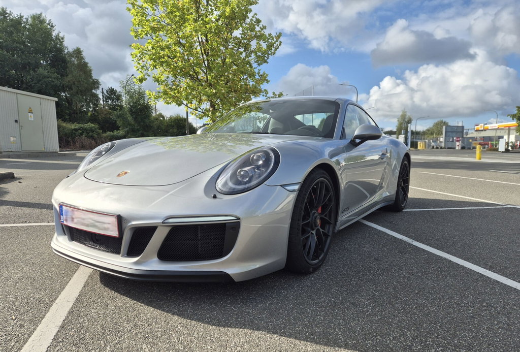Porsche 991.2 Carrera GTS