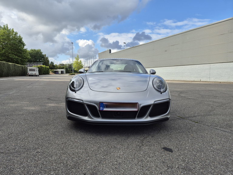 Porsche 991.2 Carrera GTS