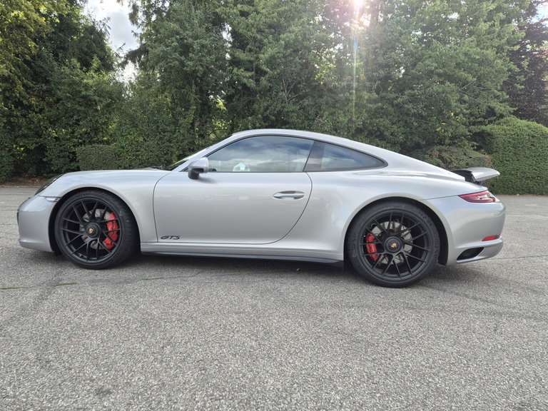 Porsche 991.2 Carrera GTS