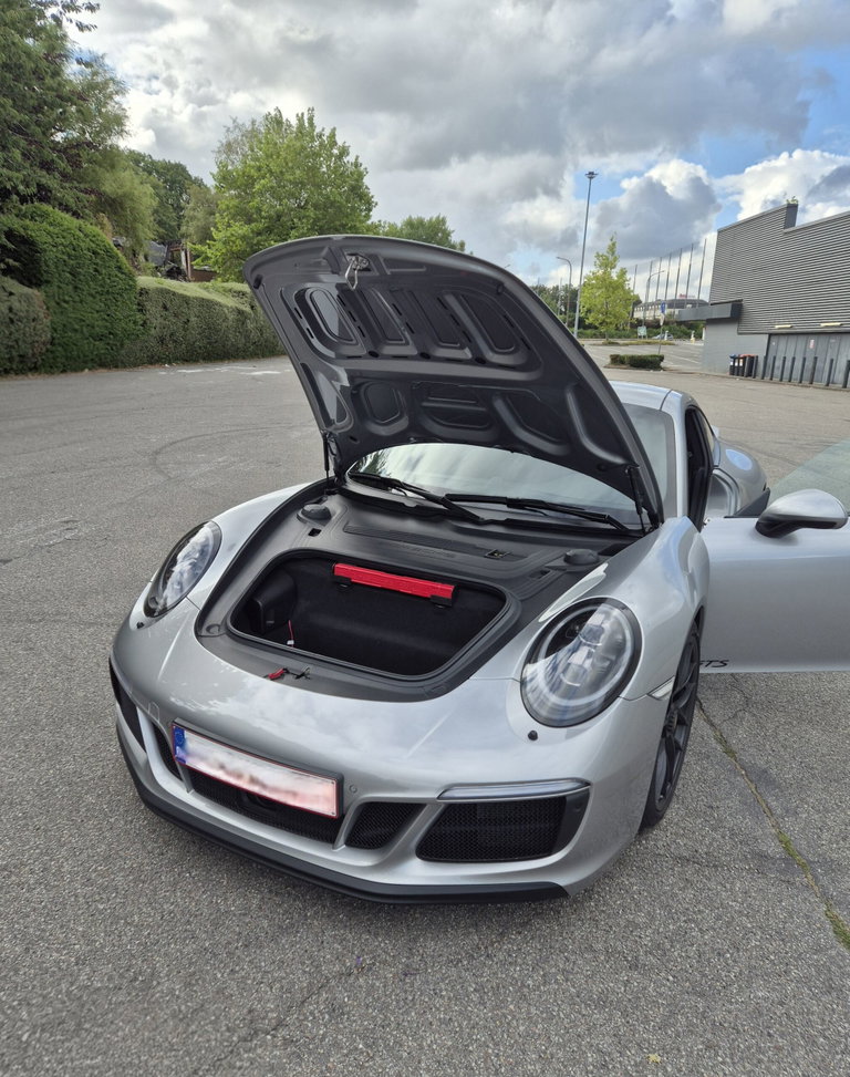 Porsche 991.2 Carrera GTS