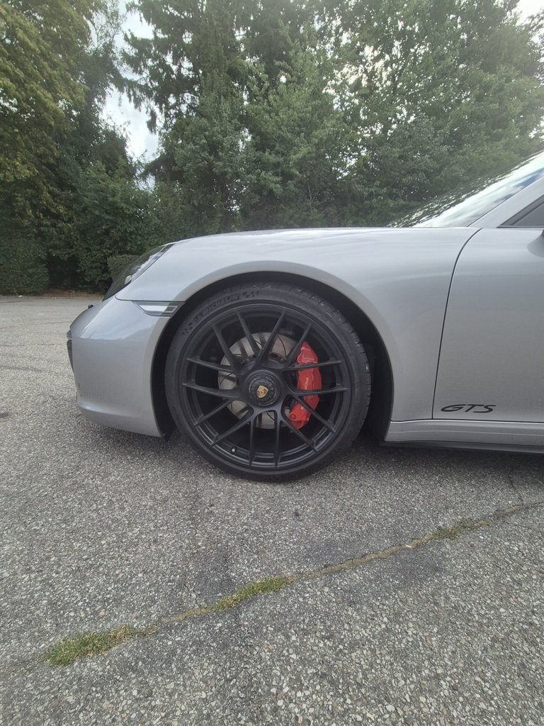 Porsche 991.2 Carrera GTS